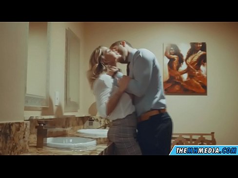 ❤️ Cum busty flava seducit in latrinae publicae ❌  at porn la.ttsex.ru